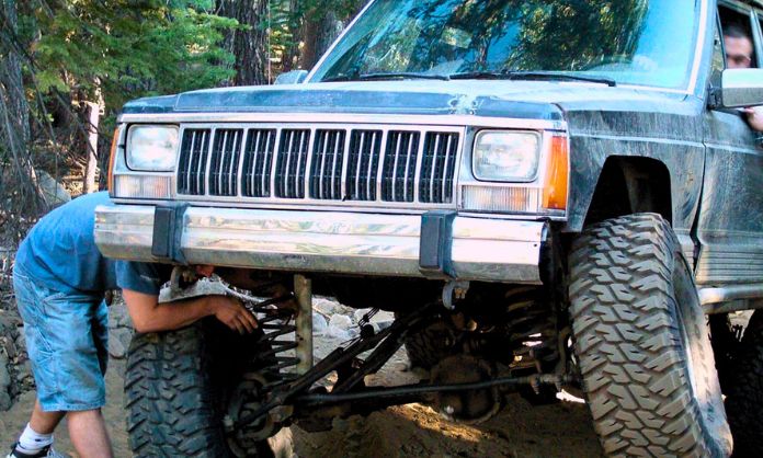 3 DIY Jeep Maintenance Tips You Can Do at Home